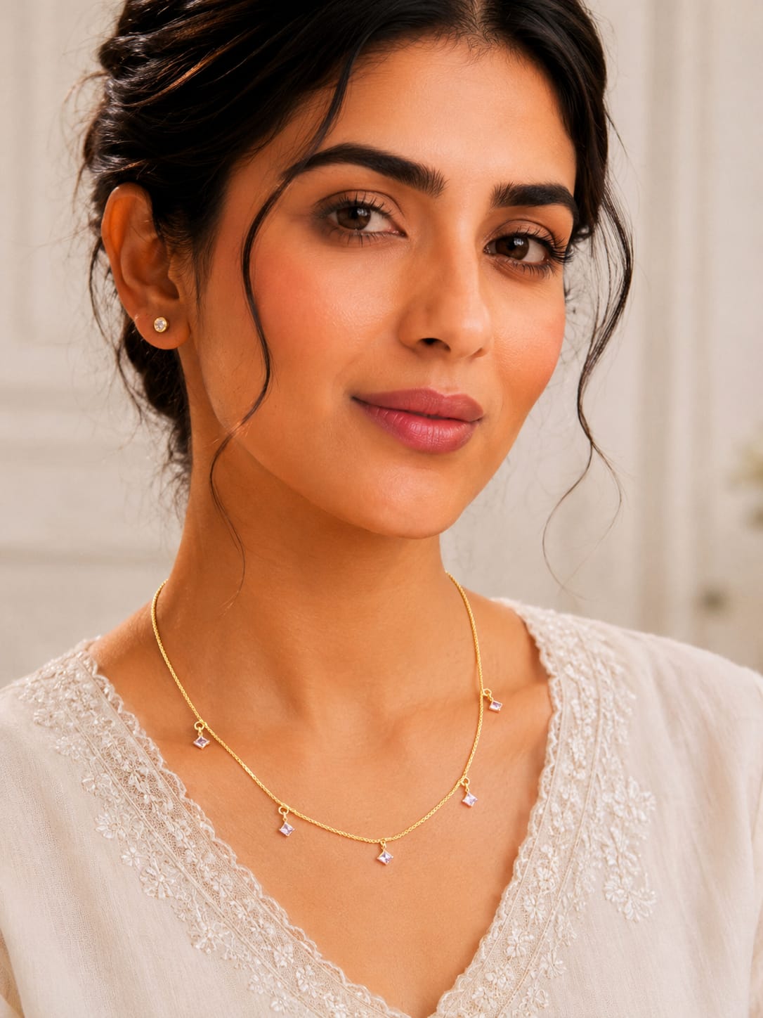 WOMENS CHAINS
